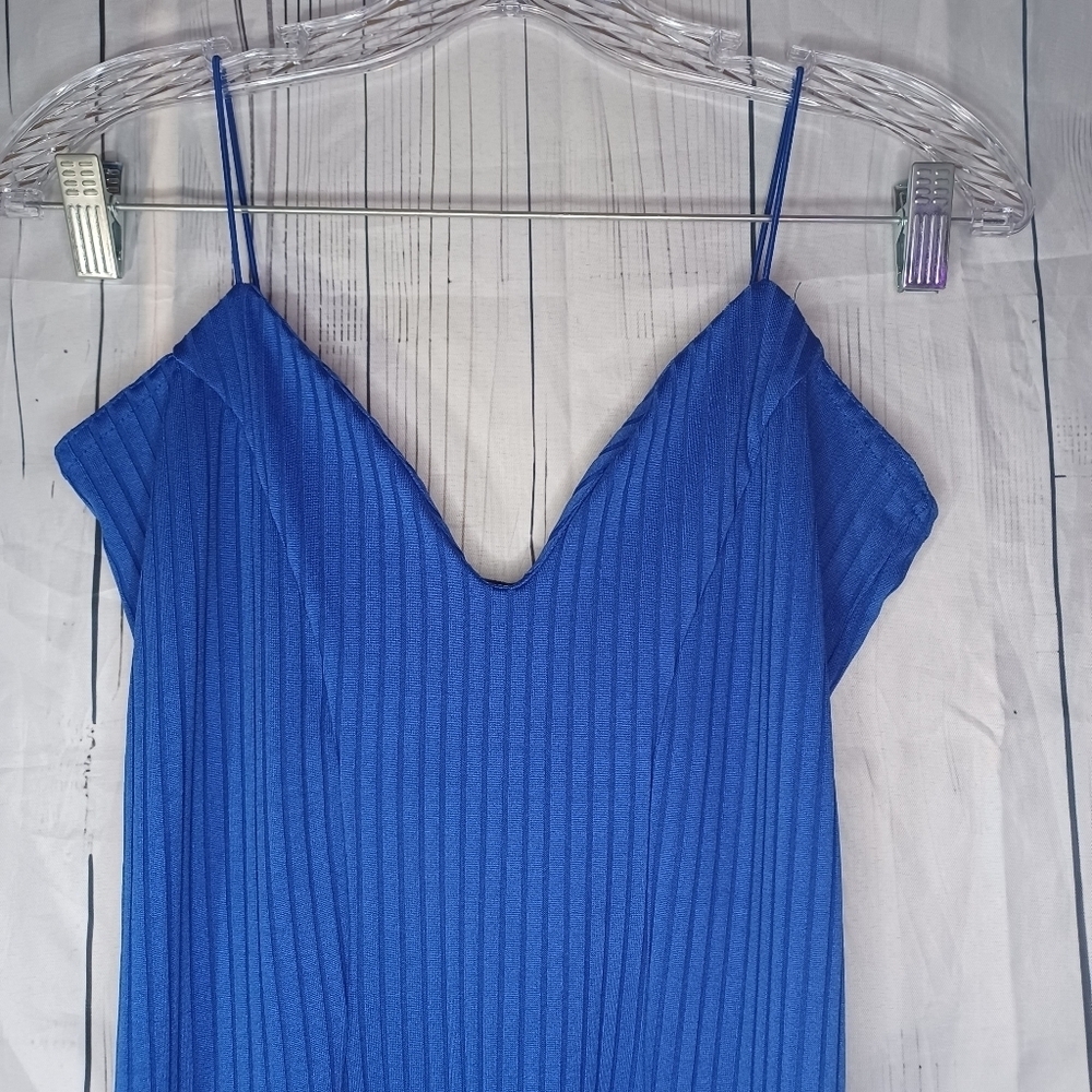 PrettyLittleThing Royal Blue Maxi Bodycon V-Neck Dress - Picture 3 of 11